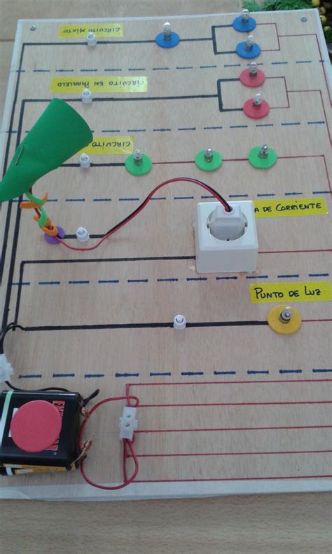 Simulador de circuitos eléctricos básicos en serie paralelo y mixto