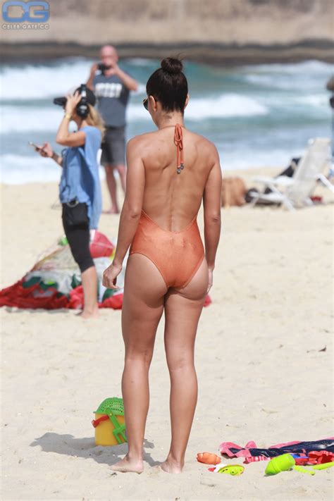 Juliana Paes Nude Pictures Photos Playboy Naked Topless Fappening