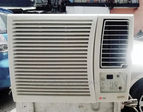 Tokunbo Lg 1 5hp Window Air Conditioner With Warranty In Lagos Island