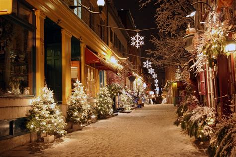 Bus Tours and Air Vacations | Travac Tours | Québec City Christmas Market