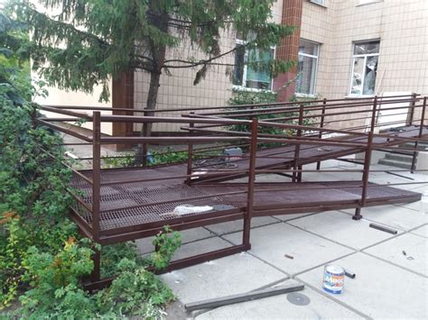 Пандусы для инвалидов складные на лестничный марш фото