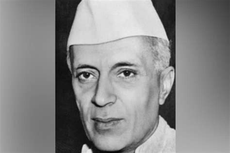 Pm Modi Pays Tribute To Jawaharlal Nehru On His 132nd Birth Anniversary