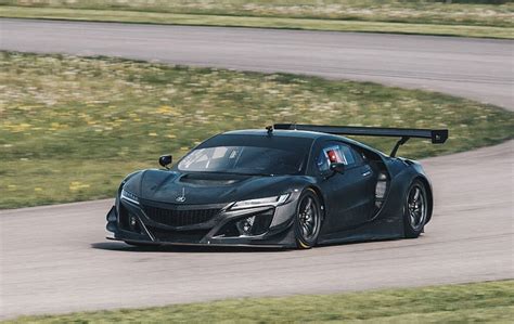 Acura Nsx Gt3 Looks Fantastic In Bare Carbon Fiber