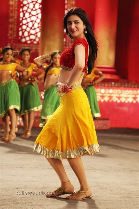 Shruti Haasan New Hot Pics From Balupu
