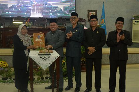 APBD Kabupaten Tegal Tahun 2024 Disetujui DPRD Dalam Rapat Paripurna