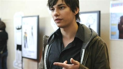 Pin De Allison En Devon Bostick Esposo