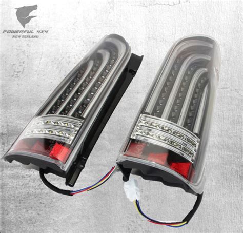 POWERFUL LED Tail Lamps Lights For Toyota Hiace 2005 2019 T1