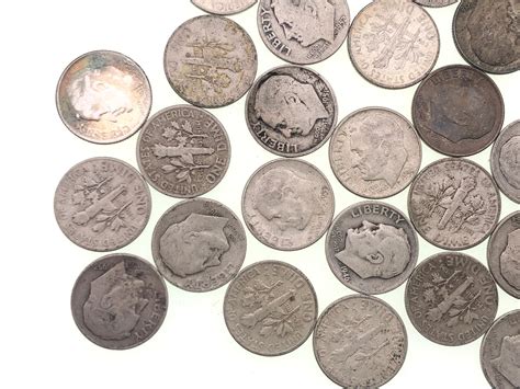 Lot - LOT OF 40 1946-1964 ROOSEVELT SILVER DIMES