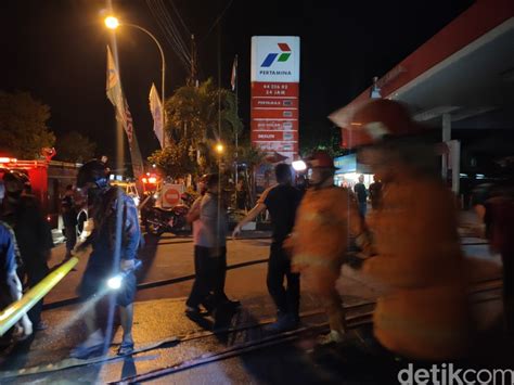 Spbu Di Wates Kulon Progo Terbakar Diduga Akibat Korsleting