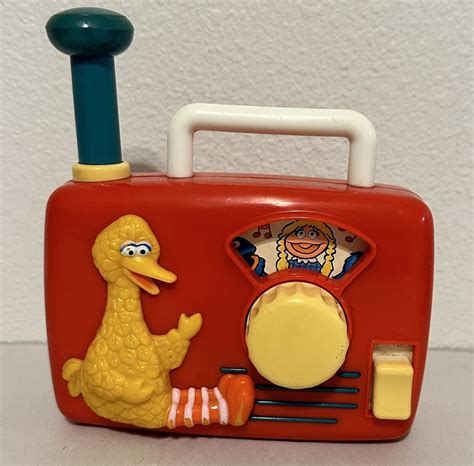 Vintage 90s Sesame Street Big Bird Wind Up Musical Baby Toy Radio