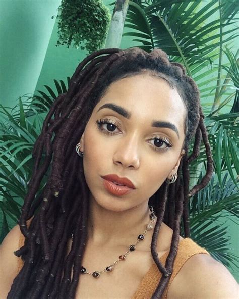 8 Hot Sexy Nataly Neri Bikini Pics