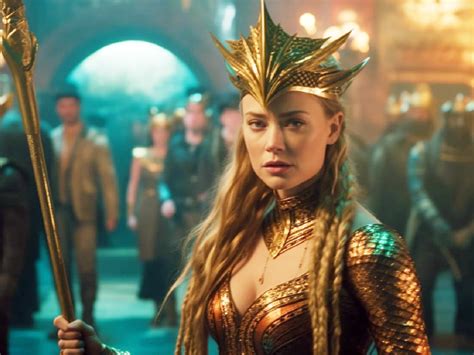 Pese a quejas Amber Heard aparece en tráiler de Aquaman 2