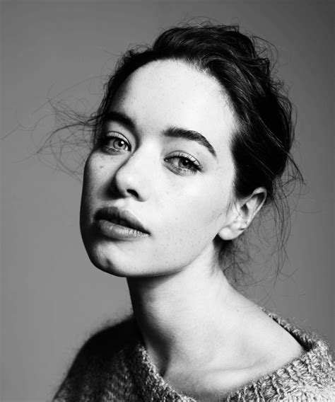 ‘Reign’ Star Anna Popplewell Opens Up