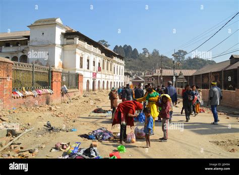 Nachwirkungen Erdbeben In Nepal Fotos Und Bildmaterial In Hoher