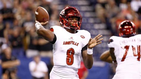 Louisville QB Lamar Jackson explodes for six TDs vs UNC - Sports ...