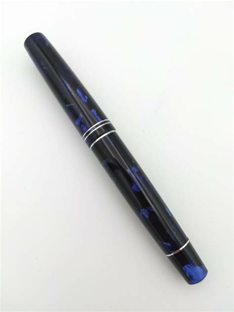 Leonardo Momento Zero Blue Positano Medium Steel Nib Pen Realm