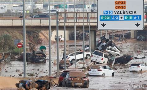 VELIKE POPLAVE U ŠPANJOLSKOJ Broj mrtvih popeo se na 158 a prijete