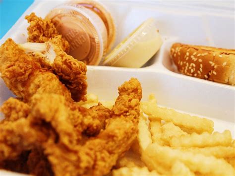 I Ordered Chicken Tenders From 8 Fast Food Chains And Ranked Them From