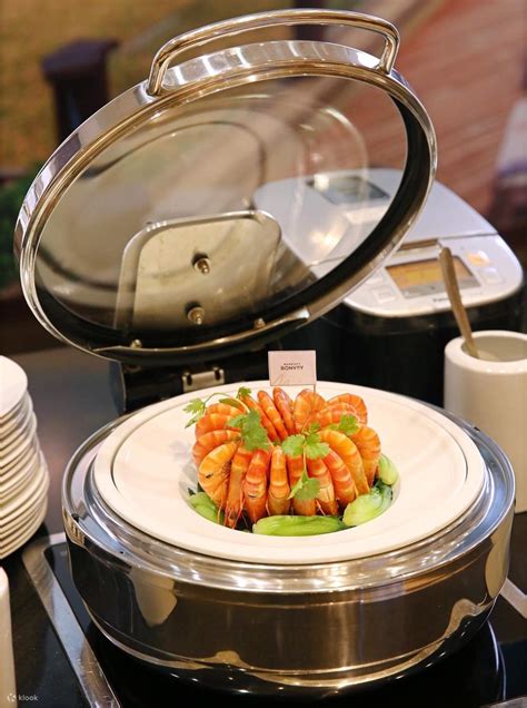 Buffet at Sheraton Hanoi Hotel (Oven D'or Restaurant) - Klook