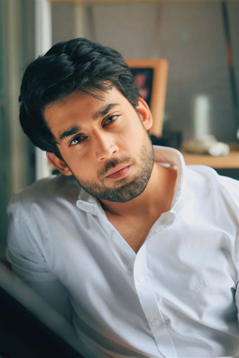 Top 10 Pakistani Actors - PakFeed