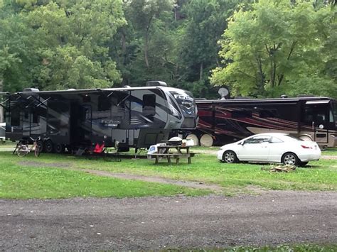 Dixie Caverns Campground - 3 Photos, 1 Reviews - Salem, VA - RoverPass