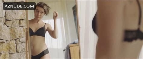 Bobule Nude Scenes Aznude