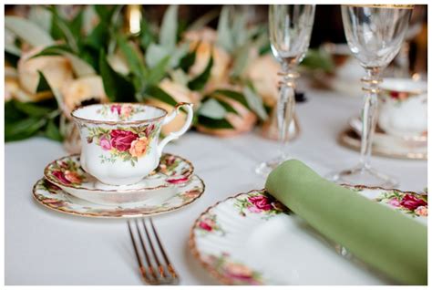 Vintage Tea Party Wedding Shoot