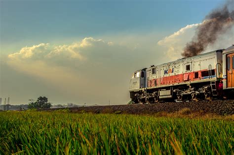 Kai Persingkat Waktu Tempuh Perjalanan Ka Jarak Jauh Jateng Pos