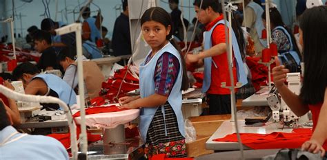 Mujeres En Lucha Por La Igualdad En El Trabajo