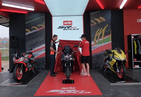 Aprilia Sr Gt Replica Terinspirasi Dari Rs Gp Andalan Aprilia Racing