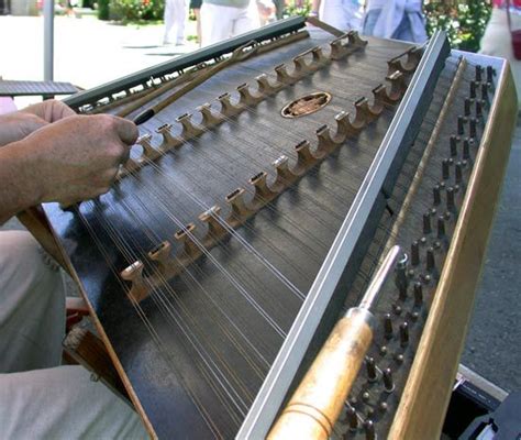 Dulcimer | musical instrument | Britannica.com