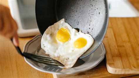 Butter Vs Olive Oil Which Is Better For Frying Eggs