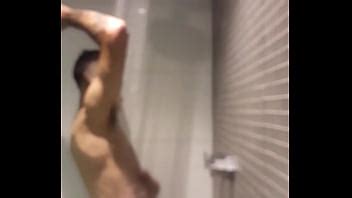 Roludo Tomando Banho XVIDEOS