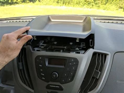 How To Remove Ford Transit Radio