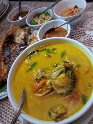 yellow fish soup ( ikan kuah kuning ) | Indonesian Original Recipes