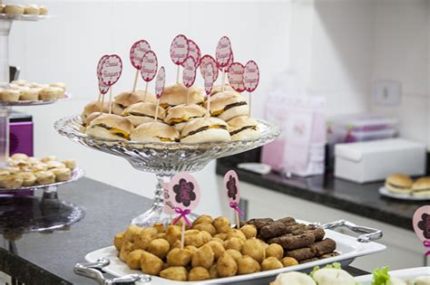 Decoração de festa o chá de lingerie da Alê Casinha Arrumada