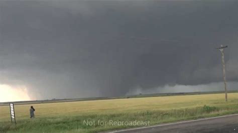 Up Close Elmer Oklahoma Tornado 5162015 Youtube