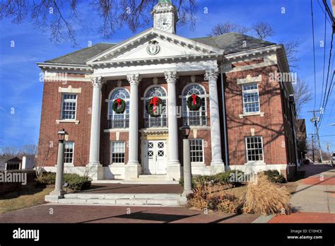 The Old Town Hall Building Huntington Long Island Ny Stock Photo Alamy