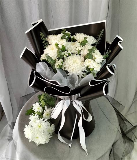 Kaori White Chrysanthemum Bouquet