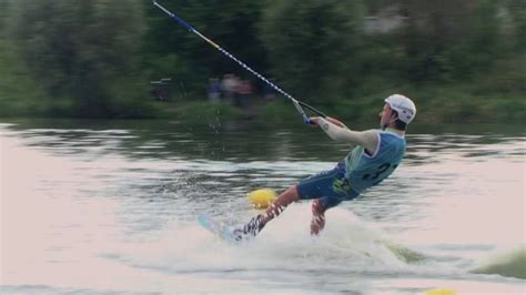 Wakeboarding Dla Pocz Tkuj Cych Na Czym Polega I Jak Dobra Desk