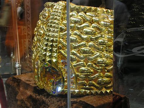 Najmat Taiba World S Heaviest Gold Ring The Najmat Taiba Flickr