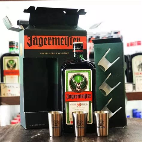 Licor Jagermeister Litro 1000cc Estuche 3 Shot Metalicos En Venta En