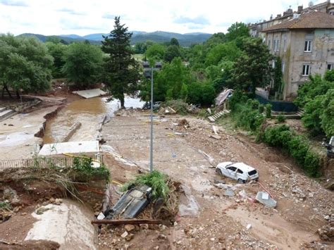 PHOTOS VIDEO Il y a neuf ans l Est Var était ravagé par les