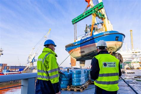 Fairplay Towage Przyjmuje Dostaw Dw Ch Holownik W Damen I Sk Ada