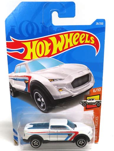 駿河屋 TUFF ホワイトレッドブルー Hot Wheels HW HOT TRUCKS FYF D C