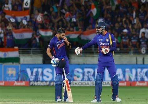 Asia Cup 2022 Virat Kohli S Blistering 60 Guides India To 181 7