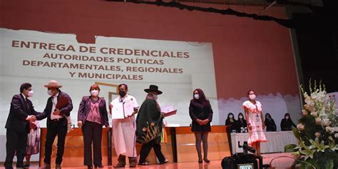 TED LA PAZ ENTREGA CREDENCIALES A 1172 AUTORIDADES ELECTAS TED LA PAZ