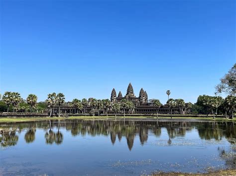 Angkor Wat Master What Should We Talk About Today