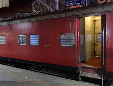 Sri Lanka Railway Reviews Schedule And Tickets Booking