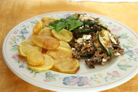 Griechischer Zucchini Auflauf Mit Feta Von Schleckigekatze Chefkoch De